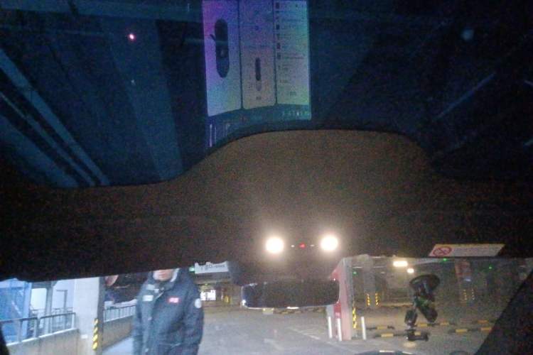 Used Xiaomi Auto YU7 2025 Ultra-Long Range High-Performance All-Wheel-Drive Max Edition Headliner