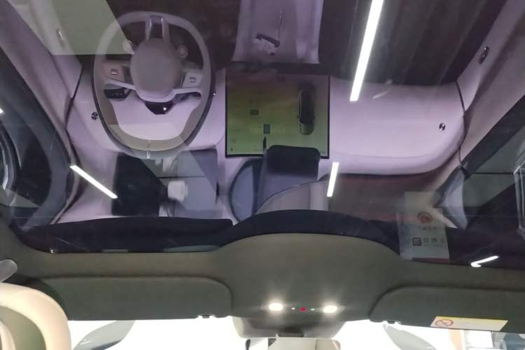 Used Xiaomi Auto YU7 2025 Ultra-Long Range All-Wheel Drive Pro Version Headliner