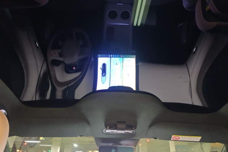 Used Xiaomi Auto YU7 2025 Ultra-Long Range High-Performance All-Wheel-Drive Max Edition Headliner