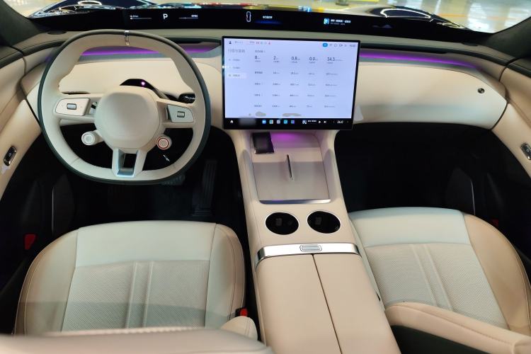 Used Xiaomi Auto YU7 2025 Ultra-Long Range High-Performance All-Wheel-Drive Max Edition Interior 2