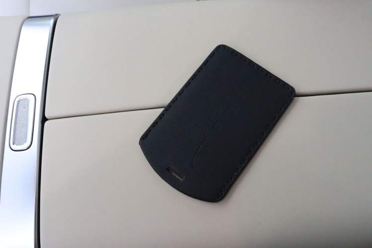 Used Xiaomi Auto YU7 2025 Ultra-Long Range Rear-Wheel Drive Version Interior 4