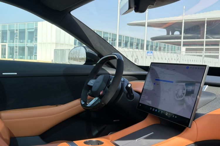 Used Xiaomi Auto YU7 2025 Ultra-Long Range High-Performance All-Wheel-Drive Max Edition Interior 5