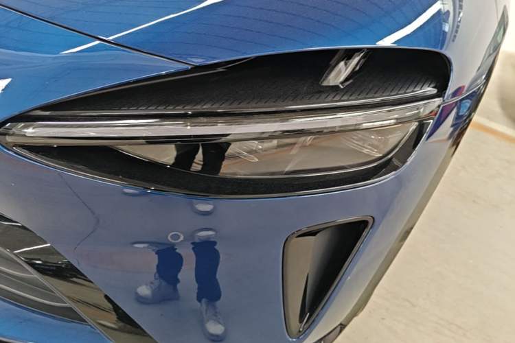 Used Xiaomi Auto YU7 2025 Ultra-Long Range High-Performance All-Wheel-Drive Max Edition Left Front Headlight