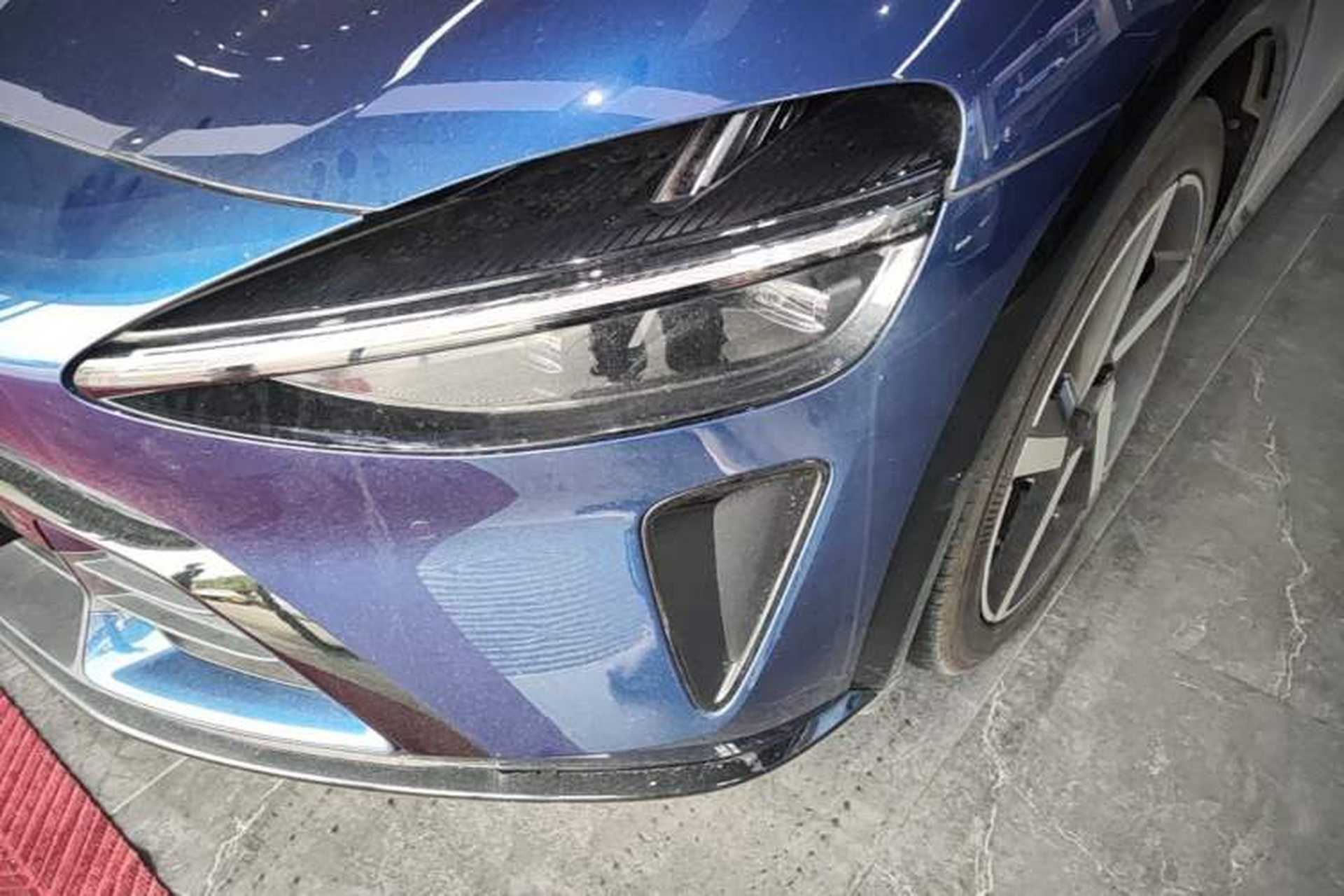 Used Xiaomi Auto YU7 2025 Ultra-Long Range High-Performance All-Wheel-Drive Max Edition Left Front Headlight