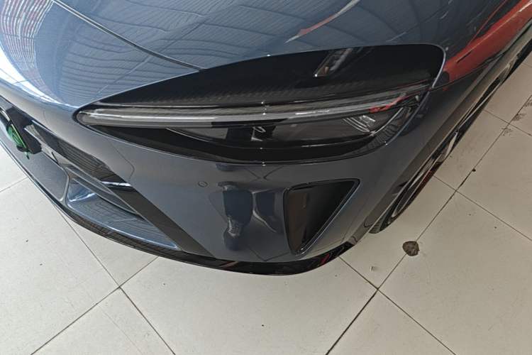 Used Xiaomi Auto YU7 2025 Ultra-Long Range High-Performance All-Wheel-Drive Max Edition Left Front Headlight