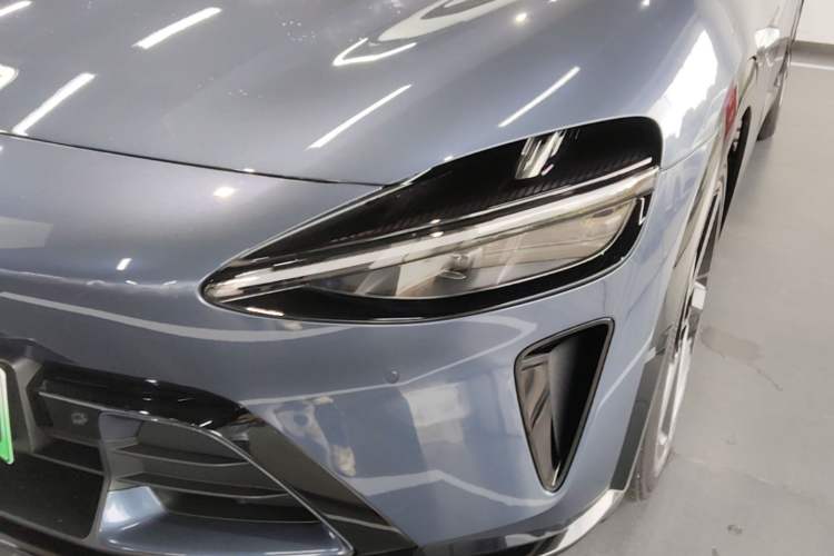 Used Xiaomi Auto YU7 2025 Ultra-Long Range High-Performance All-Wheel-Drive Max Edition Left Front Headlight