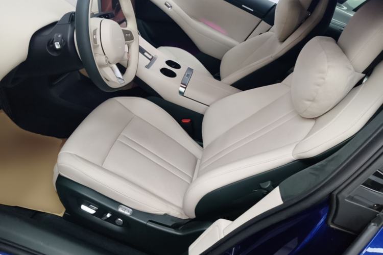 Used Xiaomi Auto YU7 2025 Ultra-Long Range High-Performance All-Wheel-Drive Max Edition Left Front Seat