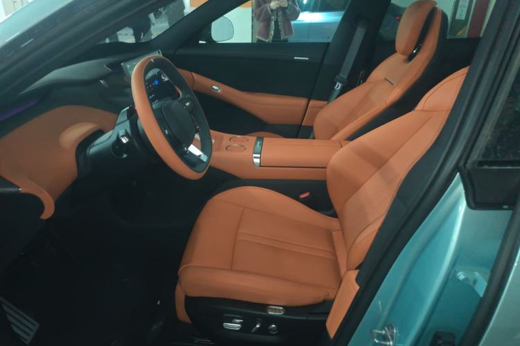 Used Xiaomi Auto YU7 2025 Ultra-Long Range All-Wheel Drive Pro Version Left Front Seat