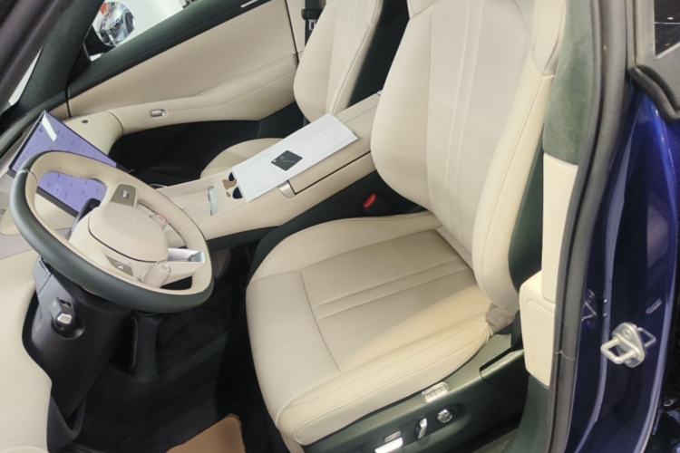 Used Xiaomi Auto YU7 2025 Ultra-Long Range High-Performance All-Wheel-Drive Max Edition Left Front Seat