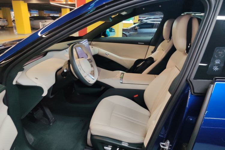 Used Xiaomi Auto YU7 2025 Ultra-Long Range High-Performance All-Wheel-Drive Max Edition Left Front Seat