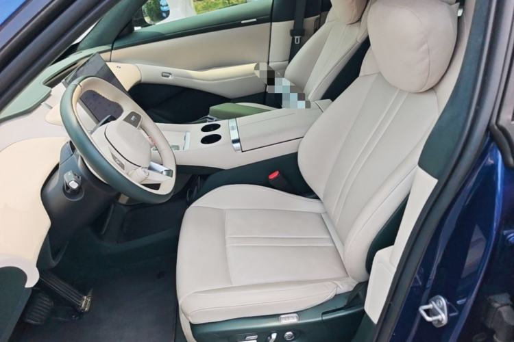 Used Xiaomi Auto YU7 2025 Ultra-Long Range High-Performance All-Wheel-Drive Max Edition Left Front Seat