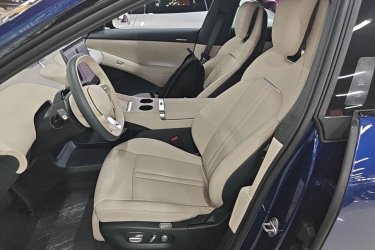 Used Xiaomi Auto YU7 2025 Ultra-Long Range High-Performance All-Wheel-Drive Max Edition Left Front Seat