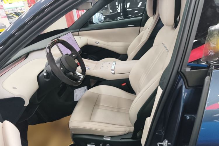 Used Xiaomi Auto YU7 2025 Ultra-Long Range High-Performance All-Wheel-Drive Max Edition Left Front Seat