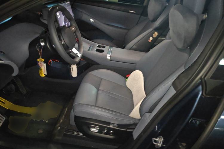 Used Xiaomi Auto YU7 2025 Ultra-Long Range High-Performance All-Wheel-Drive Max Edition Left Front Seat