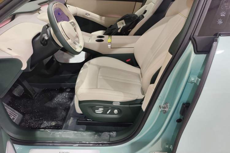 Used Xiaomi Auto YU7 2025 Ultra-Long Range High-Performance All-Wheel-Drive Max Edition Left Front Seat