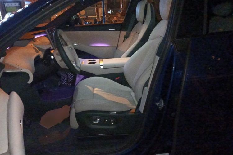 Used Xiaomi Auto YU7 2025 Ultra-Long Range Rear-Wheel Drive Version Left Front Seat
