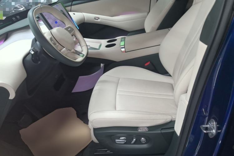 Used Xiaomi Auto YU7 2025 Ultra-Long Range High-Performance All-Wheel-Drive Max Edition Left Front Seat