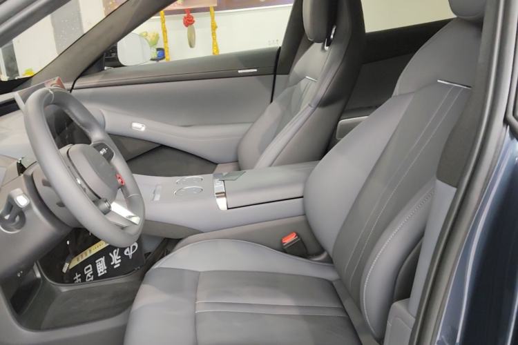 Used Xiaomi Auto YU7 2025 Ultra-Long Range High-Performance All-Wheel-Drive Max Edition Left Front Seat