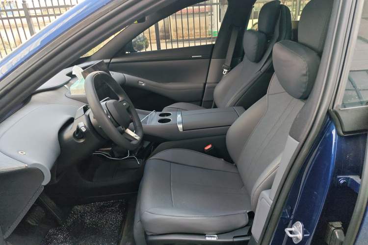 Used Xiaomi Auto YU7 2025 Ultra-Long Range Rear-Wheel Drive Version Left Front Seat