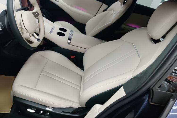 Used Xiaomi Auto YU7 2025 Ultra-Long Range High-Performance All-Wheel-Drive Max Edition Left Front Seat