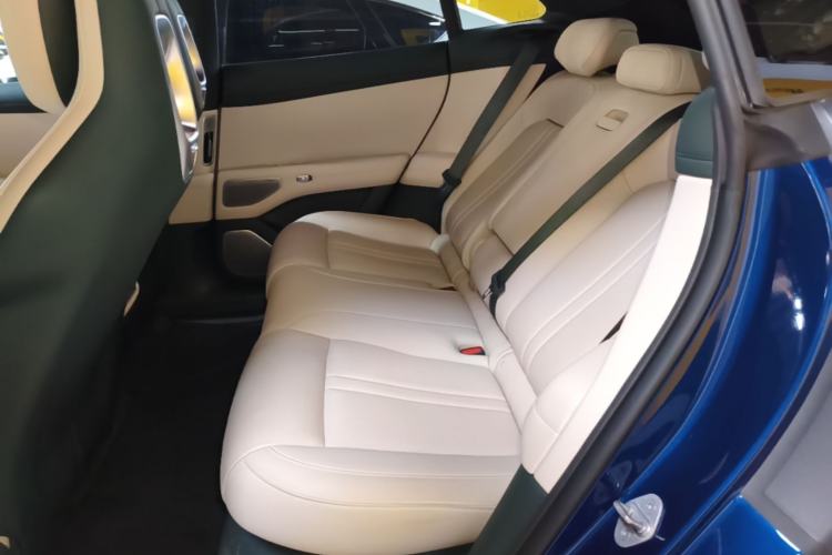 Used Xiaomi Auto YU7 2025 Ultra-Long Range Rear-Wheel Drive Version Left Rear Seat