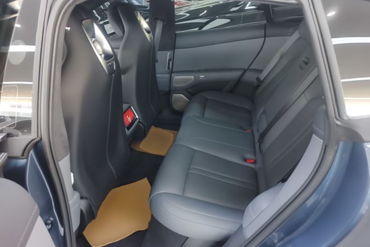 Used Xiaomi Auto YU7 2025 Ultra-Long Range High-Performance All-Wheel-Drive Max Edition Left Rear Seat