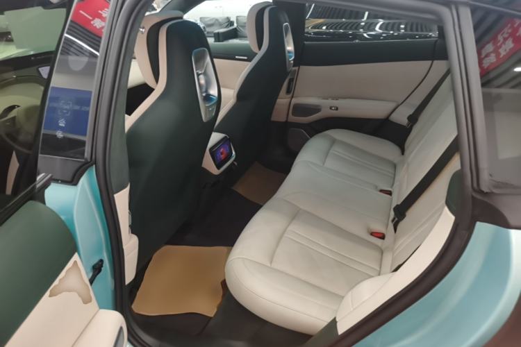 Used Xiaomi Auto YU7 2025 Ultra-Long Range High-Performance All-Wheel-Drive Max Edition Left Rear Seat