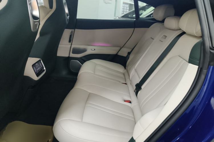 Used Xiaomi Auto YU7 2025 Ultra-Long Range High-Performance All-Wheel-Drive Max Edition Left Rear Seat