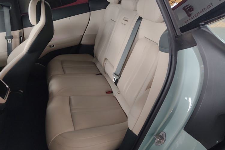 Used Xiaomi Auto YU7 2025 Ultra-Long Range Rear-Wheel Drive Version Left Rear Seat