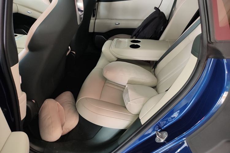 Used Xiaomi Auto YU7 2025 Ultra-Long Range Rear-Wheel Drive Version Left Rear Seat
