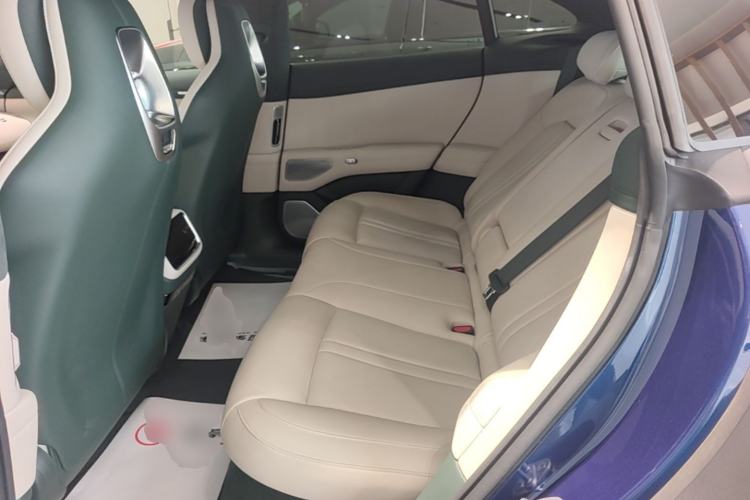 Used Xiaomi Auto YU7 2025 Ultra-Long Range High-Performance All-Wheel-Drive Max Edition Left Rear Seat
