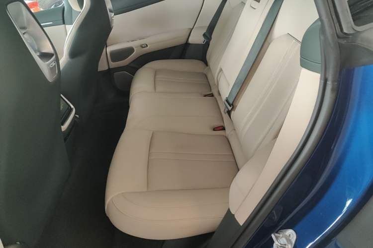 Used Xiaomi Auto YU7 2025 Ultra-Long Range High-Performance All-Wheel-Drive Max Edition Left Rear Seat
