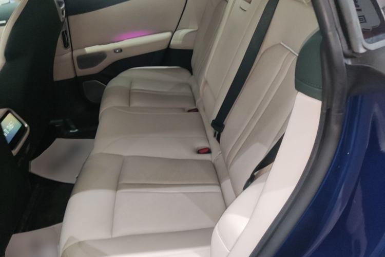 Used Xiaomi Auto YU7 2025 Ultra-Long Range High-Performance All-Wheel-Drive Max Edition Left Rear Seat