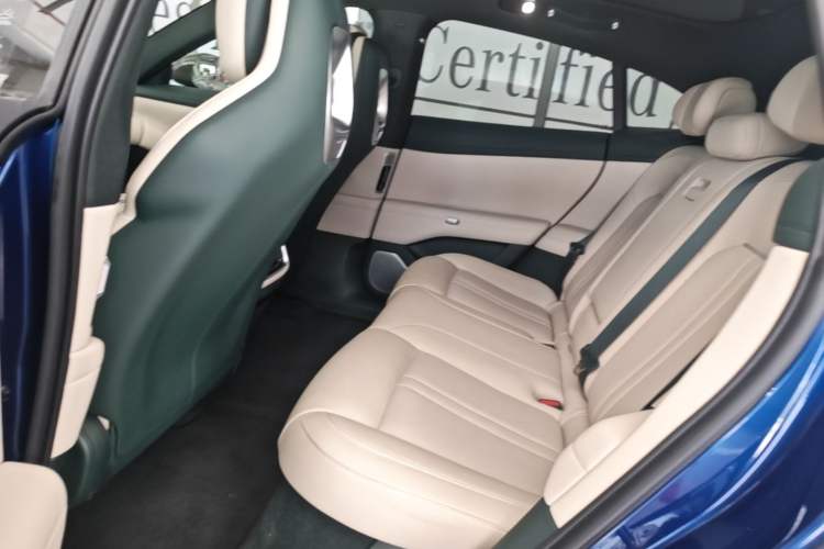 Used Xiaomi Auto YU7 2025 Ultra-Long Range Rear-Wheel Drive Version Left Rear Seat