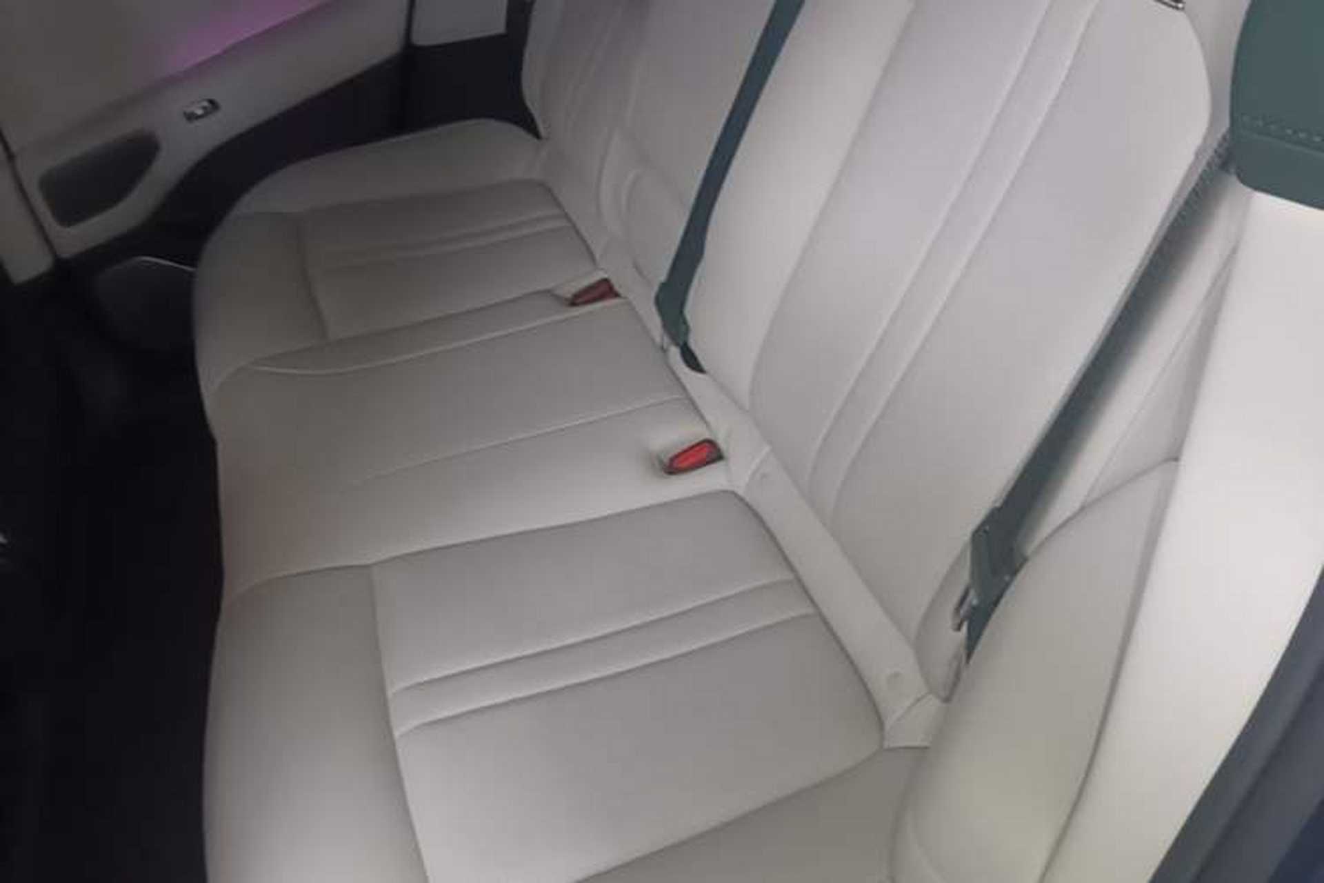 Used Xiaomi Auto YU7 2025 Ultra-Long Range High-Performance All-Wheel-Drive Max Edition Left Rear Seat
