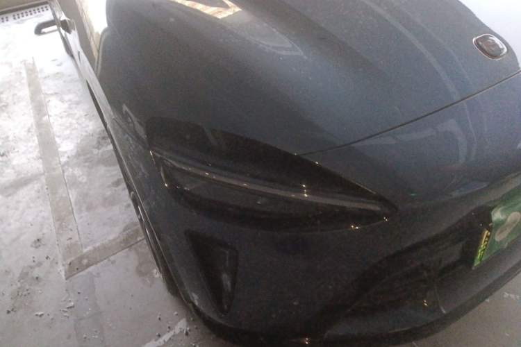 Used Xiaomi Auto YU7 2025 Ultra-Long Range High-Performance All-Wheel-Drive Max Edition Right Front Headlight