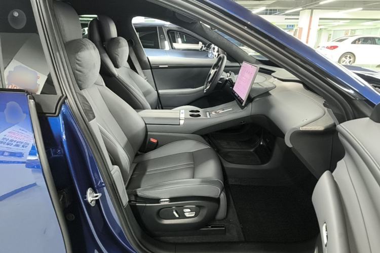 Used Xiaomi Auto YU7 2025 Ultra-Long Range High-Performance All-Wheel-Drive Max Edition Right Front Seat