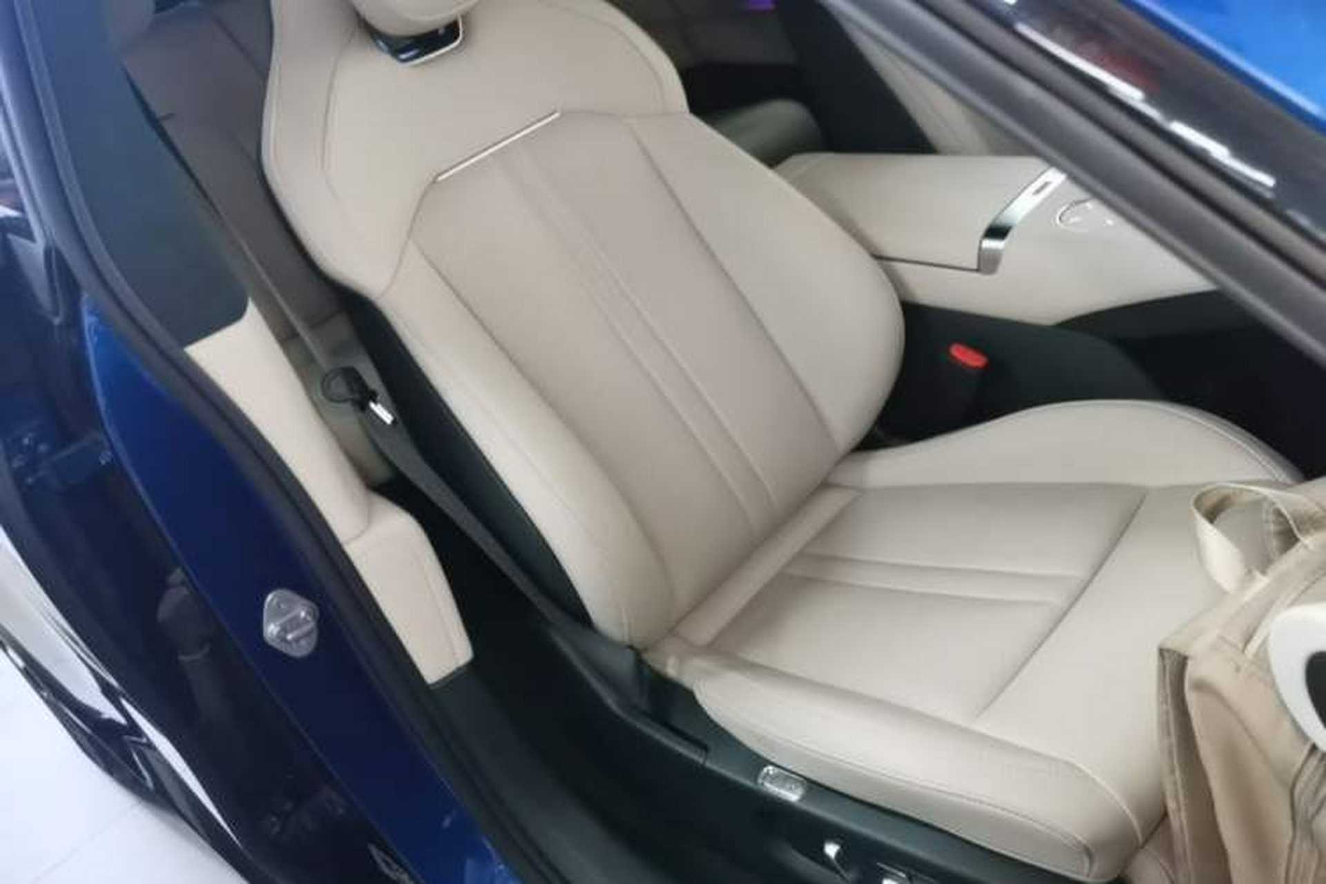 Used Xiaomi Auto YU7 2025 Ultra-Long Range High-Performance All-Wheel-Drive Max Edition Right Front Seat
