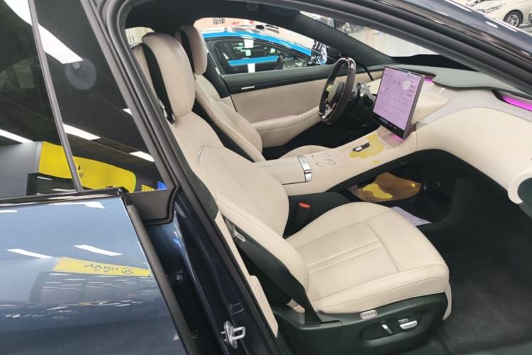 Used Xiaomi Auto YU7 2025 Ultra-Long Range High-Performance All-Wheel-Drive Max Edition Right Front Seat