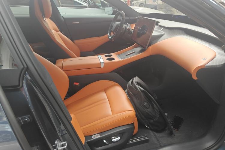 Used Xiaomi Auto YU7 2025 Ultra-Long Range High-Performance All-Wheel-Drive Max Edition Right Front Seat