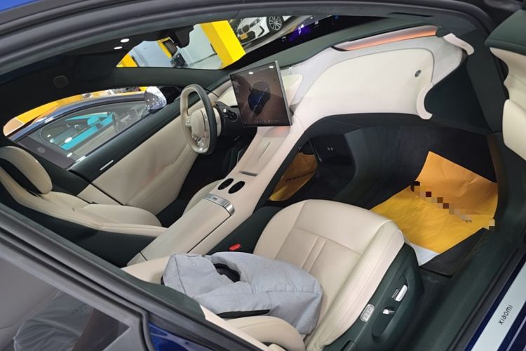 Used Xiaomi Auto YU7 2025 Ultra-Long Range High-Performance All-Wheel-Drive Max Edition Right Front Seat