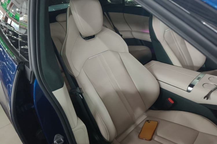 Used Xiaomi Auto YU7 2025 Ultra-Long Range High-Performance All-Wheel-Drive Max Edition Right Front Seat