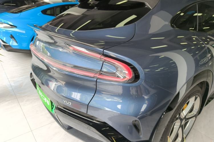 Used Xiaomi Auto YU7 2025 Ultra-Long Range High-Performance All-Wheel-Drive Max Edition Right Rear Taillight