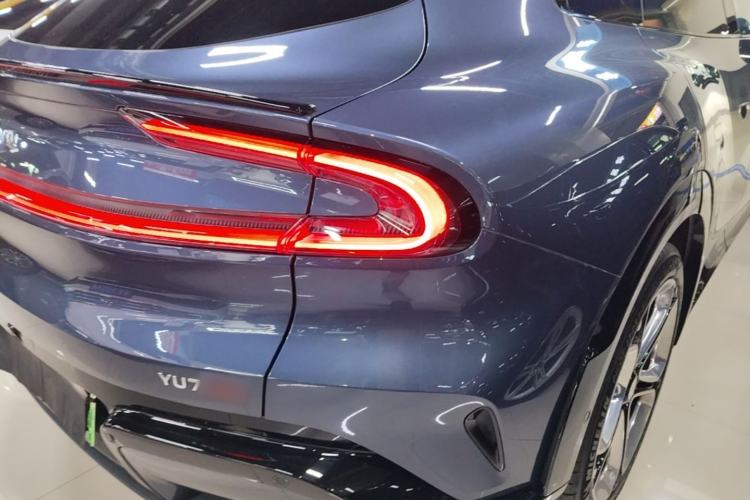 Used Xiaomi Auto YU7 2025 Ultra-Long Range High-Performance All-Wheel-Drive Max Edition Right Rear Taillight