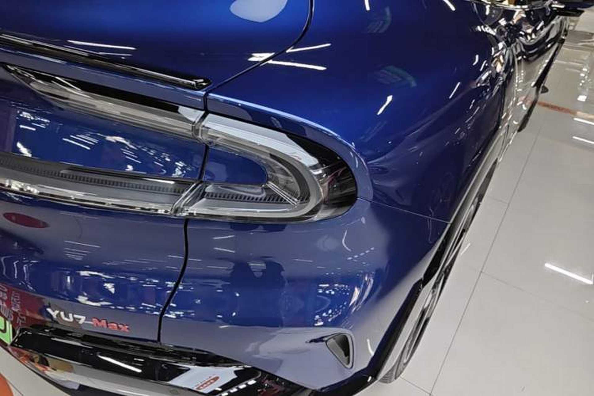 Used Xiaomi Auto YU7 2025 Ultra-Long Range High-Performance All-Wheel-Drive Max Edition Right Rear Taillight