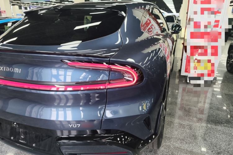Used Xiaomi Auto YU7 2025 Ultra-Long Range High-Performance All-Wheel-Drive Max Edition Right Rear Taillight
