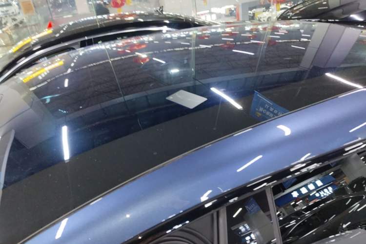 Used Xiaomi Auto YU7 2025 Ultra-Long Range High-Performance All-Wheel-Drive Max Edition Roof