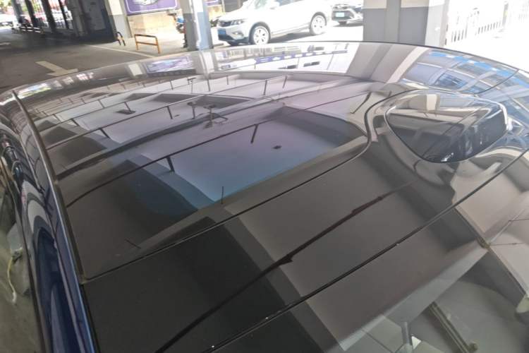 Used Xiaomi Auto YU7 2025 Ultra-Long Range Rear-Wheel Drive Version Roof