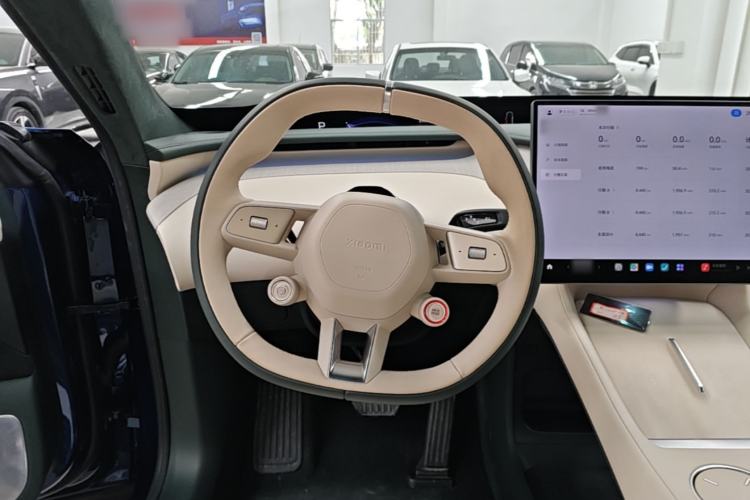 Used Xiaomi Auto YU7 2025 Ultra-Long Range High-Performance All-Wheel-Drive Max Edition Steering Wheel