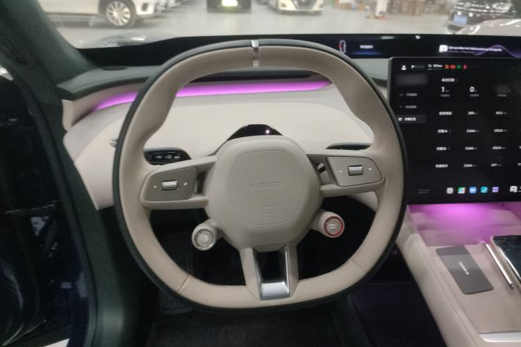 Used Xiaomi Auto YU7 2025 Ultra-Long Range High-Performance All-Wheel-Drive Max Edition Steering Wheel